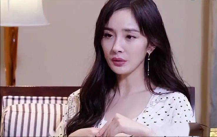 吻戏拍摄挑战_演员应对亲密戏技巧_女明星被男明星床戏