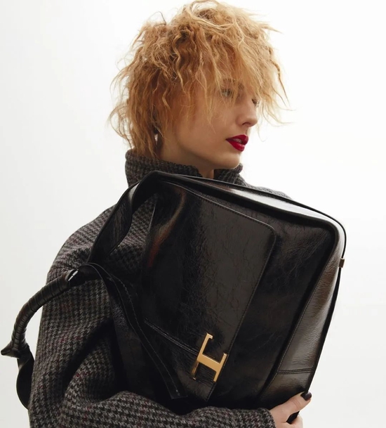 Celine Soft 16 bag_Prada Supernova_女明星用的包包