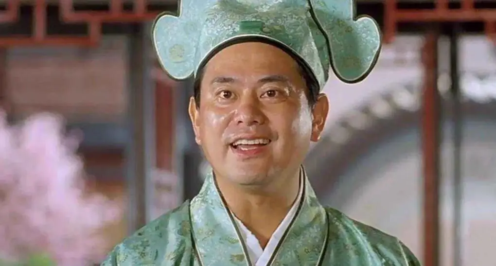 喜剧力压周星驰，让海盗帮自己卖衣服，开挂的陈百祥却至今无子嗣