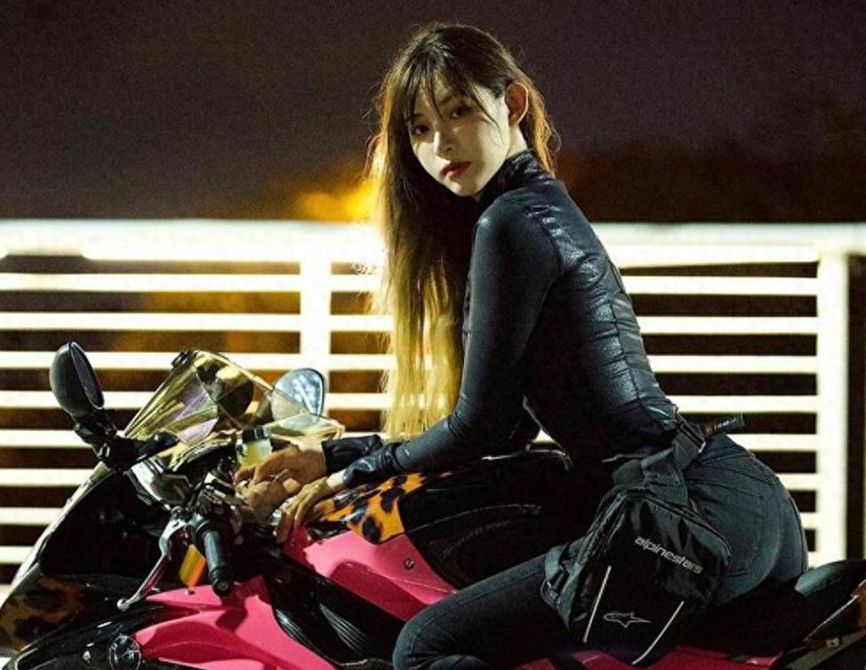究竟是不是炒作？百万粉丝痞幼黑料频发，揭露了网红圈的黑暗面