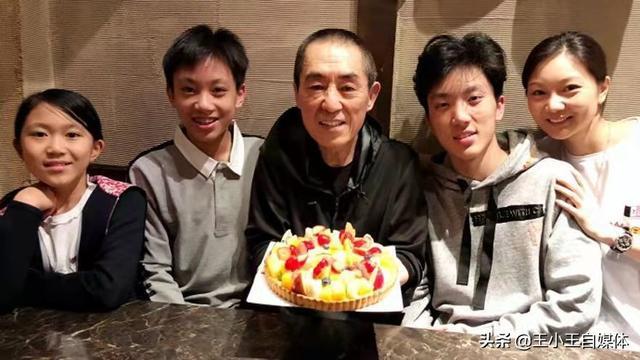 李亚鹏海哈金喜结婚年龄差_侯勇王瑞老夫少妻年龄差_娱乐圈夫妇年龄差距