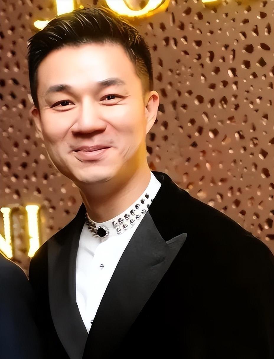 许雅钧真实身份_娱乐圈伪富豪天涯_豪门伪富豪