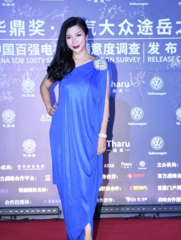 香港女明星三级_吴家丽三级片影后_吴家丽金马奖作品