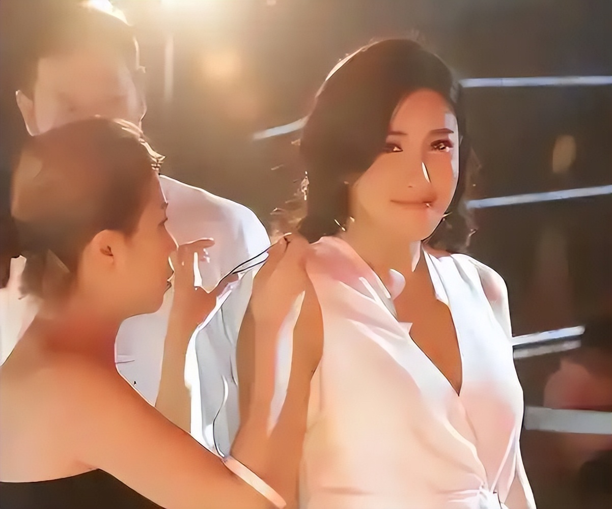 香港女明星三级_张暖雅 香港三级片女星 山东农村 果园女主人