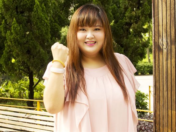美女身材丰满气质高_高颜值胖女孩_胖胖美女明星