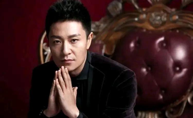 娱乐圈明朝后裔_满清后裔 知名明星 爱新觉罗氏