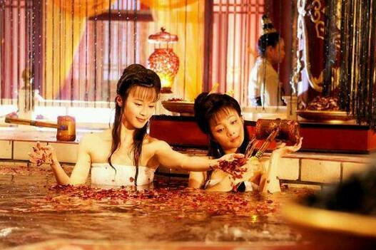 女明星的洗澡图片_女明星剧中沐浴戏份_刘亦菲沐浴戏份分析