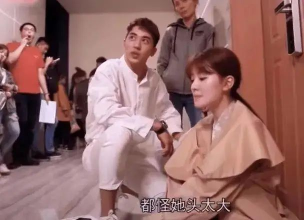 电视剧一念关山公主抱 刘诗诗公主抱轻松完成 女演员公主抱男演员讨论_女明星公主抱
