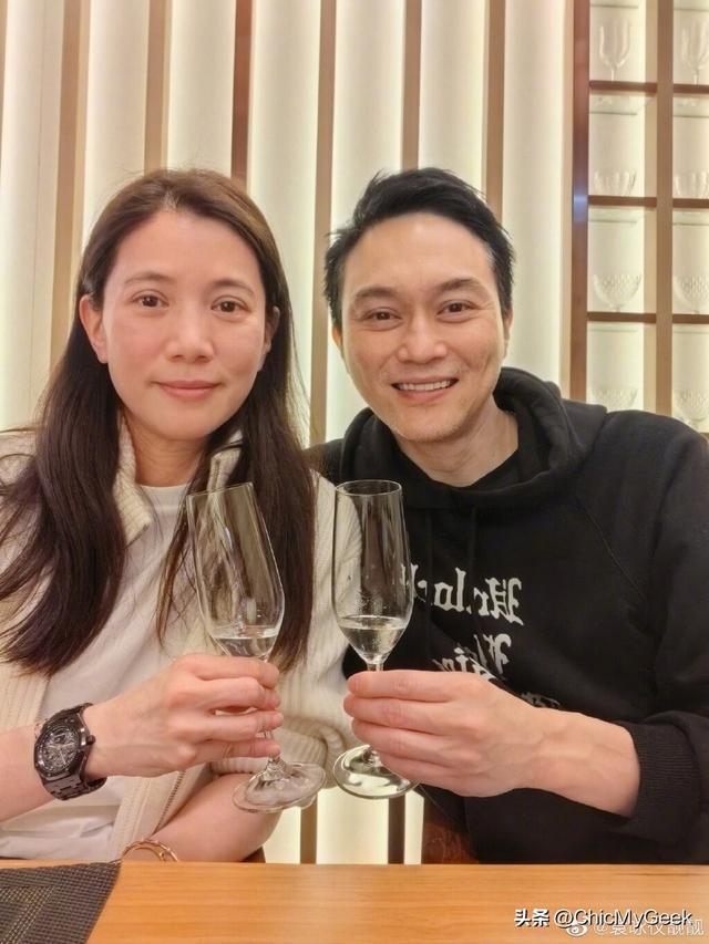 娱乐圈模范夫妻_娱乐圈老模范夫妻_周润发陈荟莲爱情故事