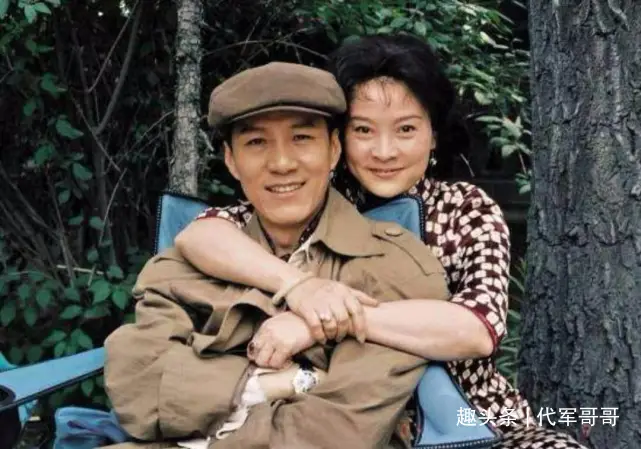娱乐圈老妻少夫明星盘点_马丽许文赫夫妻幸福_娱乐圈老模范夫妻