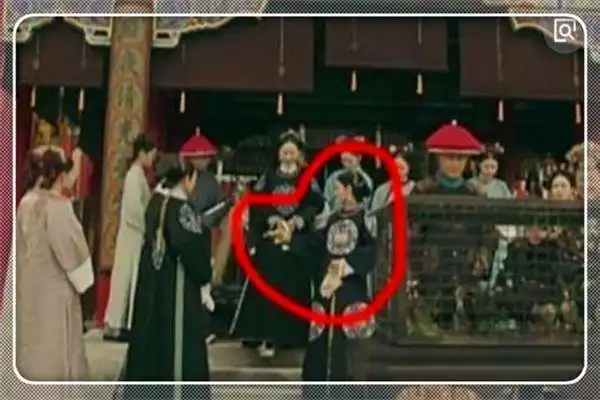 李公公耳麦穿帮_延禧攻略穿帮镜头_盘点娱乐圈穿帮