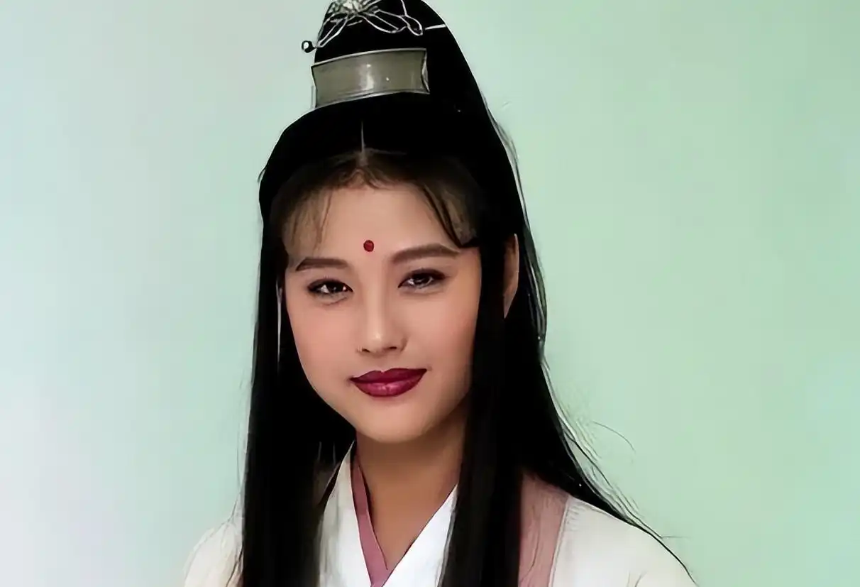 徐熙媛汪小菲婚姻悲剧_娱乐圈女明星逝世原因_女明星死了几个