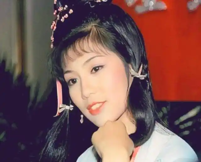 女演员轻生事件_红颜薄命女星名单_女明星死了几个