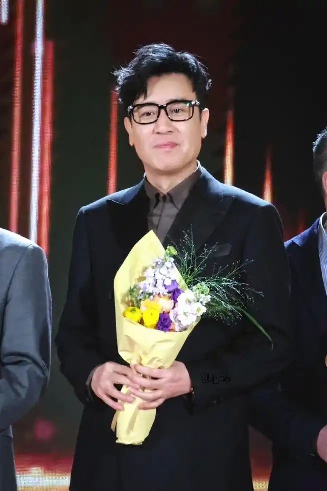  于和伟 演戏生涯 _娱乐圈演技现场_于和伟 早年经历 