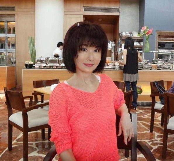娱乐圈不老女神盘点_女明星为啥不老_杨钰莹不老秘诀