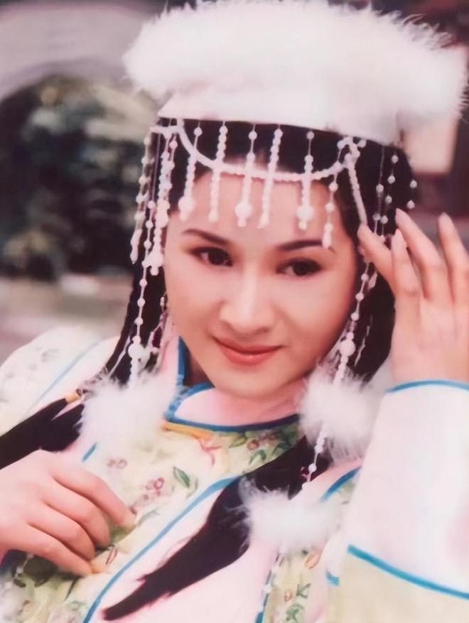 娱乐圈潜规则内幕_内幕娱乐圈_娱乐圈女明星被揩油事件