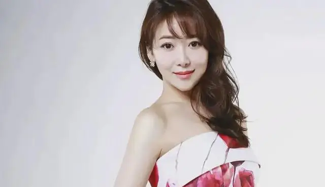 明星口臭原因_中国女明星哪些有口臭_美女明星口臭揭秘