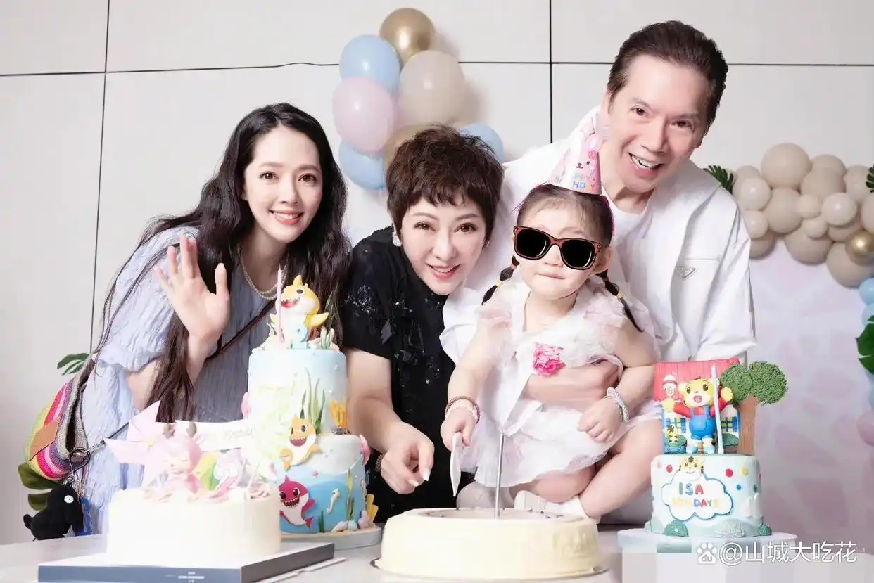 娱乐圈谁在追郭碧婷_向太撮合向佐郭碧婷内幕_向佐郭碧婷感情真相