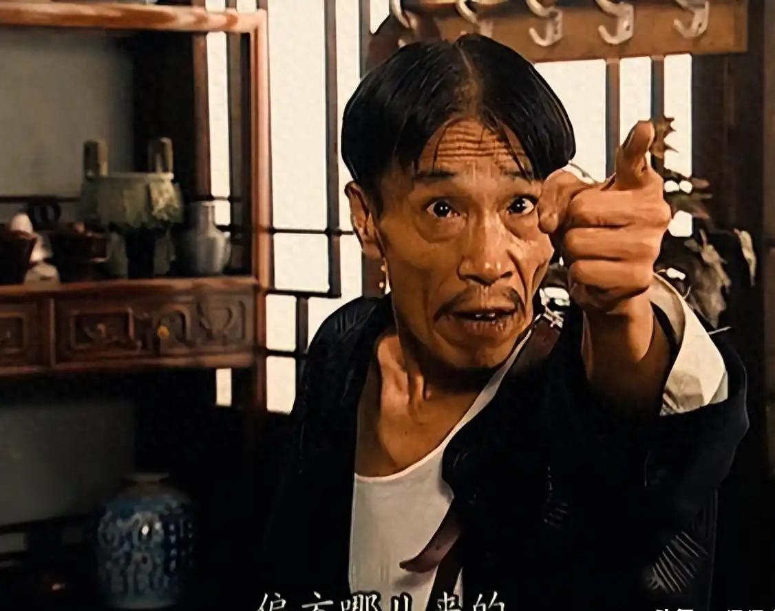 惊天反转！8亿流量变356万票房，女导演的"性别牌"彻底翻车了！