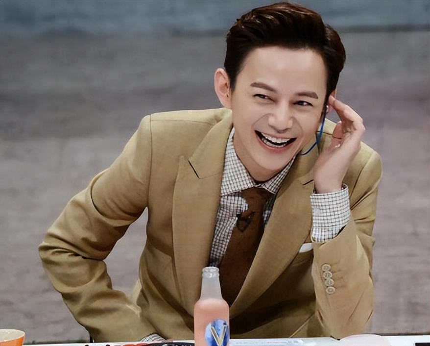 明星自己曝光黑历史事件_娱乐圈自爆黑料明星_自媒体黑料明星排行榜最新,