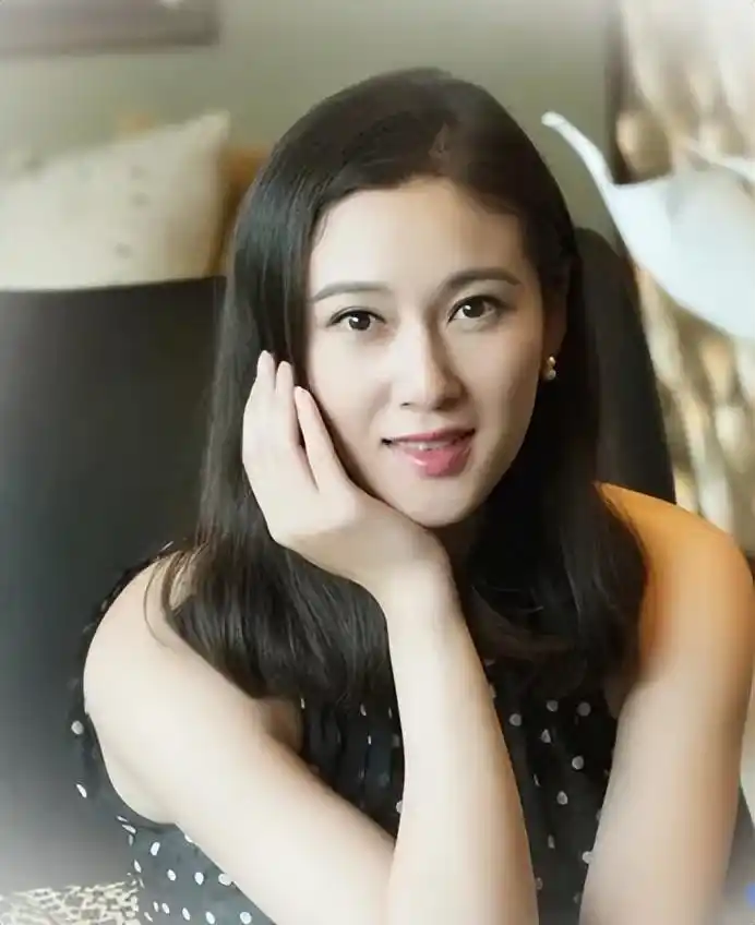 长脸美女盘点_杨谨华吴佩慈孟广美赵柯_长方形脸女明星