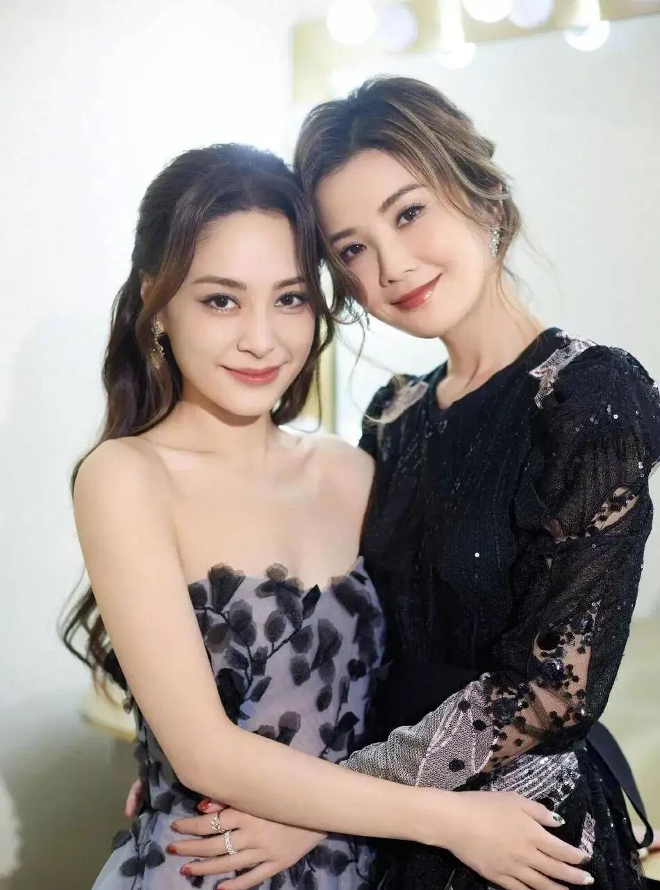 女明星放弃豪门婚姻_娱乐圈谁情商最高_不靠豪门撑腰的女星
