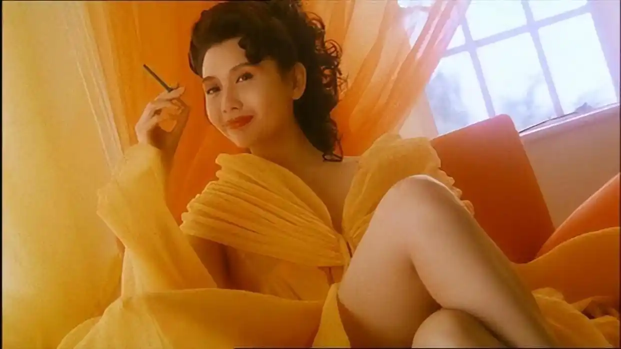 邱淑贞 香港金像奖 最佳女主角 演员生涯 退出娱乐圈 邱淑贞 退隐 事业感情 双丰收 邱淑贞 三个女儿 沈嘉伟 宠妻_中国女明星邱淑贞