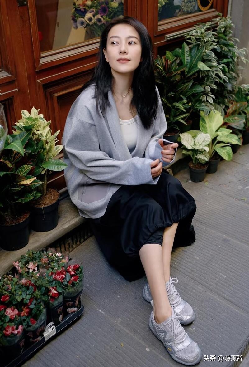 中年女明星身材管理_熟女魅力保养秘诀_豪放熟女明星