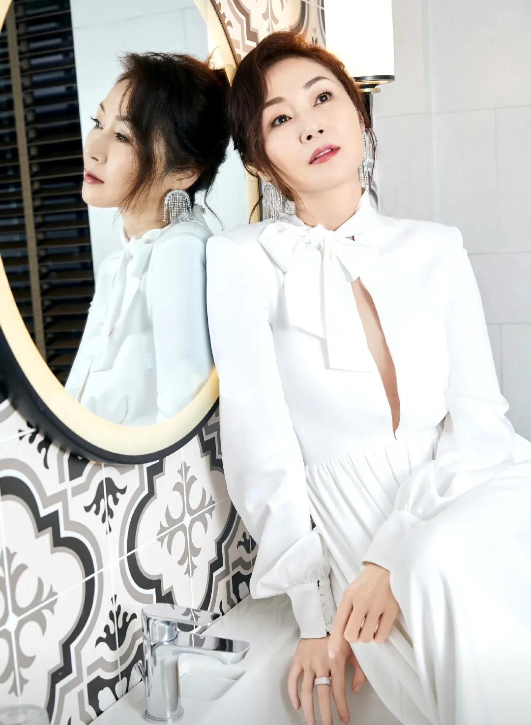 单眼皮女明星_单眼皮美女演技_娱乐圈没有整容过
