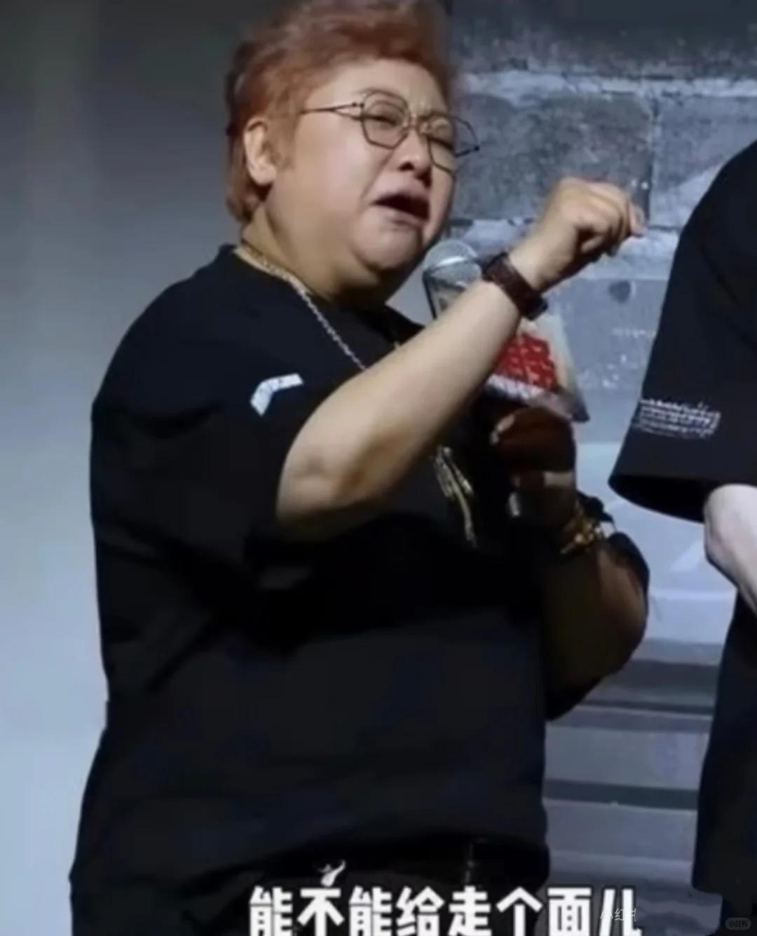 影视寒冬 明星收入暴跌 十八线演员困境_明星工资再次成为热点,