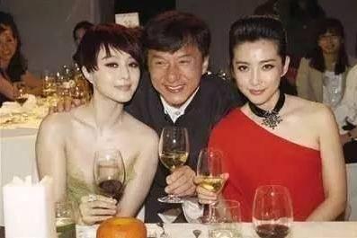 刘亦菲被成龙非礼事件_成龙抱过那些女明星_成龙非礼过的女明星数量