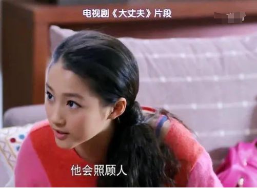 关晓彤家庭背景_关晓彤母亲李君_娱乐圈父女关晓彤