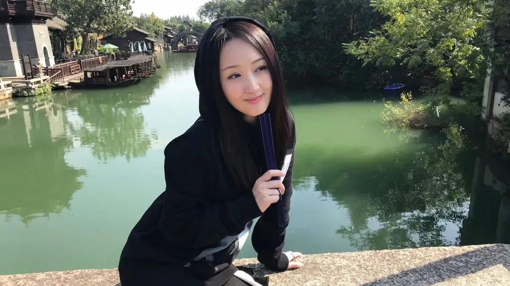 51岁女明星气质_50岁女明星保养_明星最老的女明星