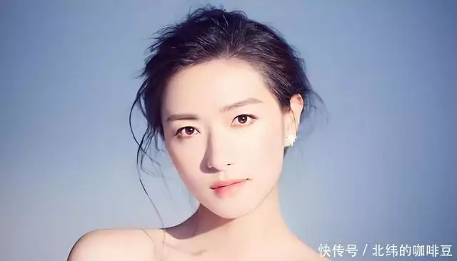 戚薇拒绝潜规则遭遇雪藏_拒绝潜规则的女明星_女明星喝醉被