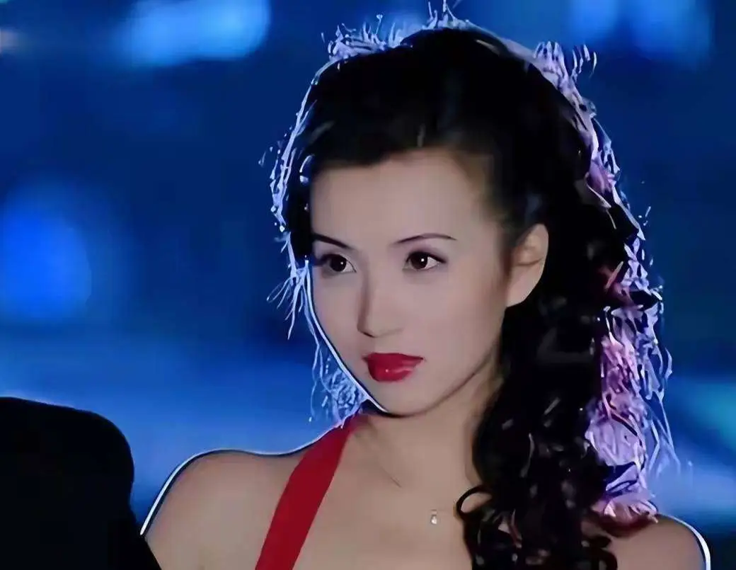 退出娱乐圈很久的明星_女星巅峰期退隐后生活_娱乐圈女星隐退去向