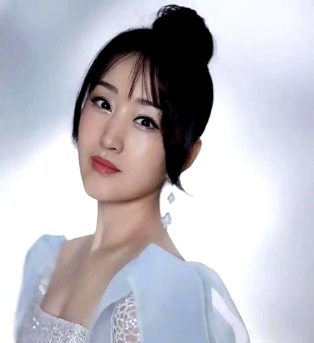 桃花眼女星的独特魅力_一眼勾魂的桃花眼女星_有桃花眼的女明星