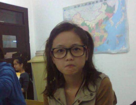 混血女明星鼻子_娱乐圈整容美女_美女整容前后对比