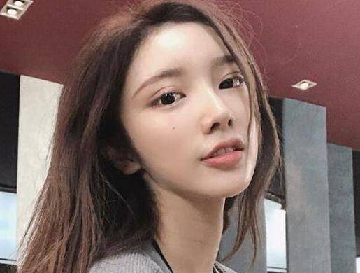 美女整容前后对比_混血女明星鼻子_娱乐圈整容美女