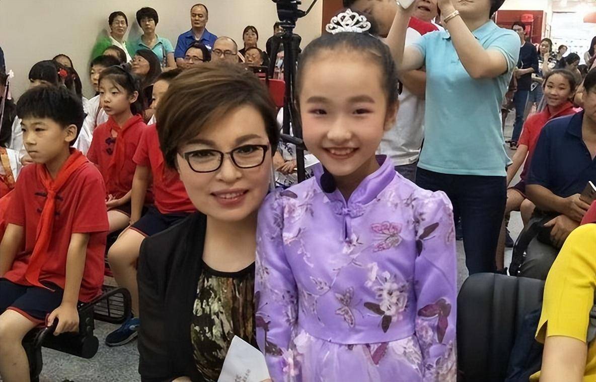 娱乐圈零绯闻明星_娱乐圈幸福婚姻案例_明星夫妻恩爱长久