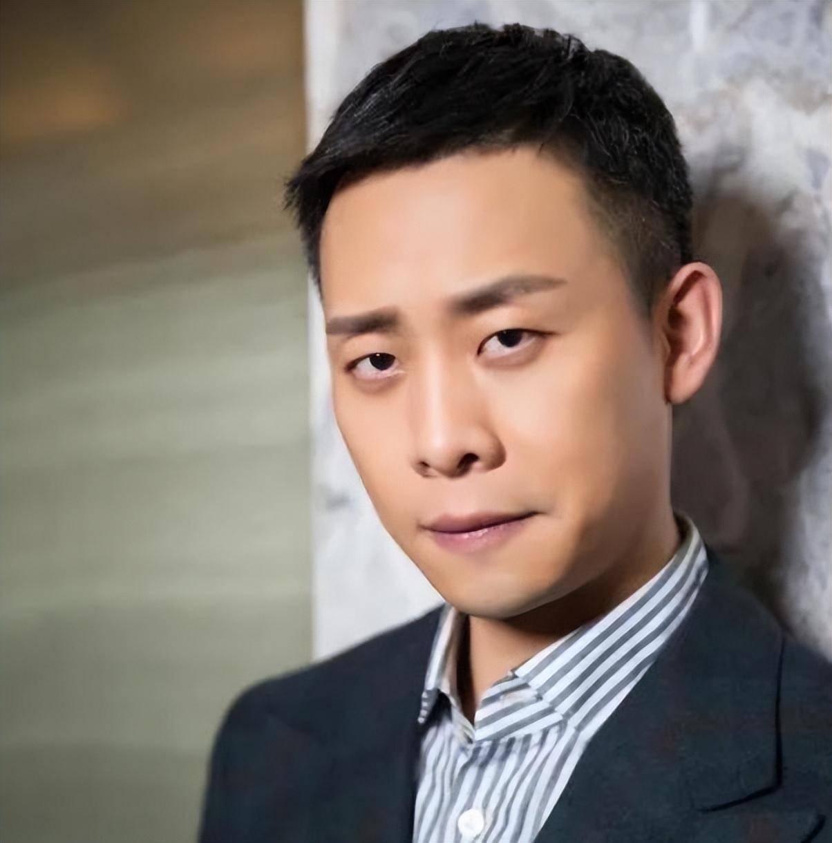 娱乐圈零绯闻明星_明星夫妻恩爱长久_娱乐圈幸福婚姻案例