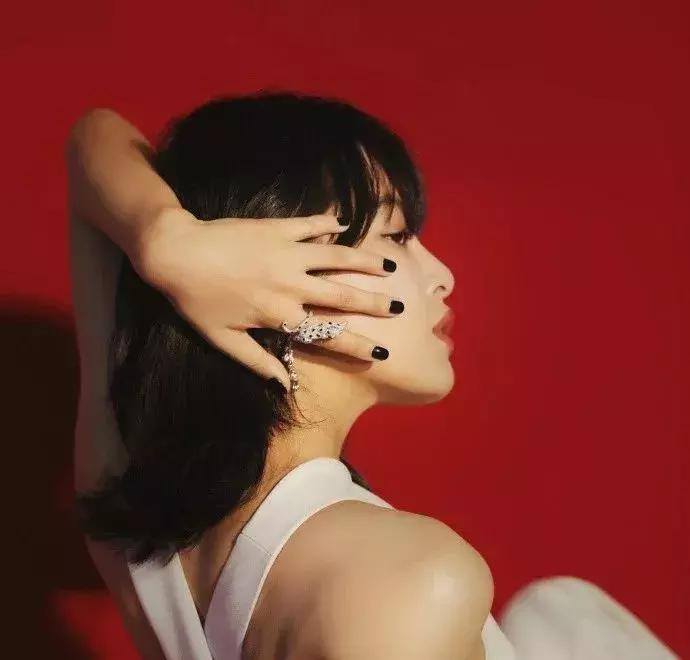 短发造型_辛芷蕾短发分析_女明星短发造型